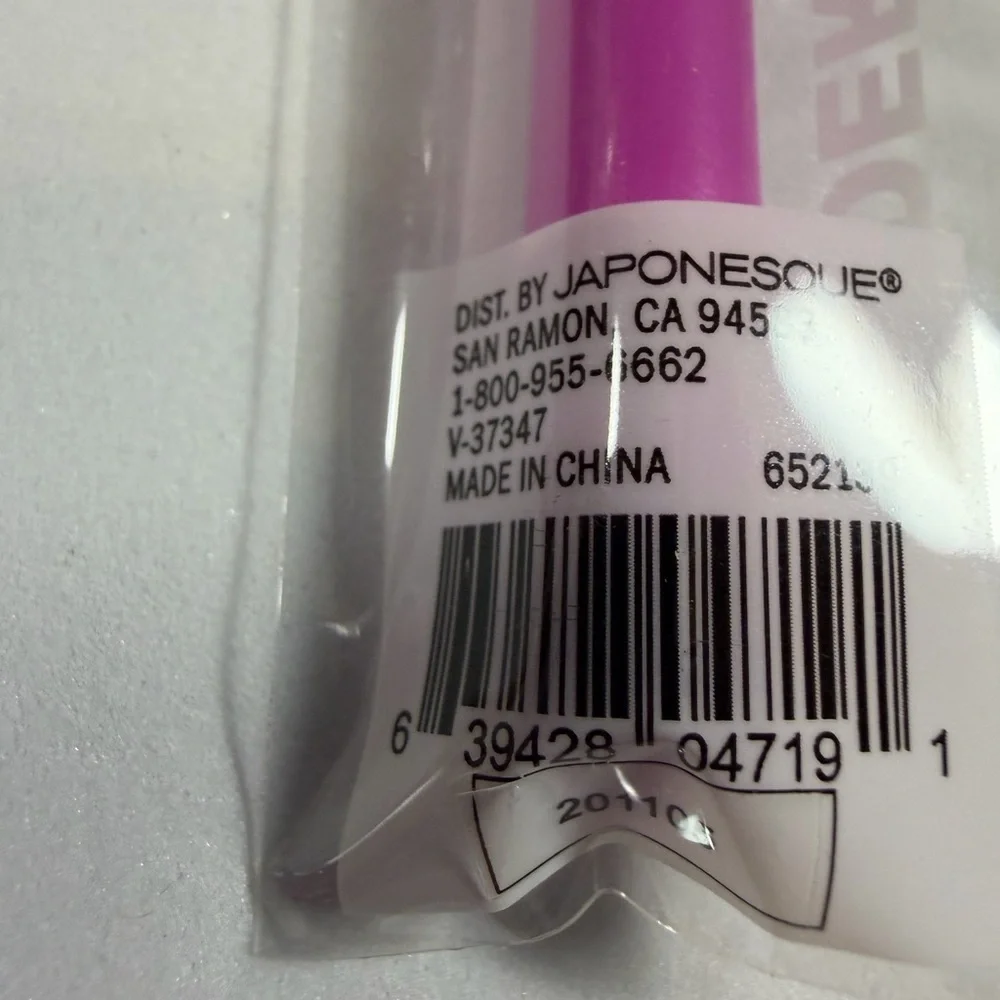 🩷5/$10🩷 Powder Brush with Pink Handle